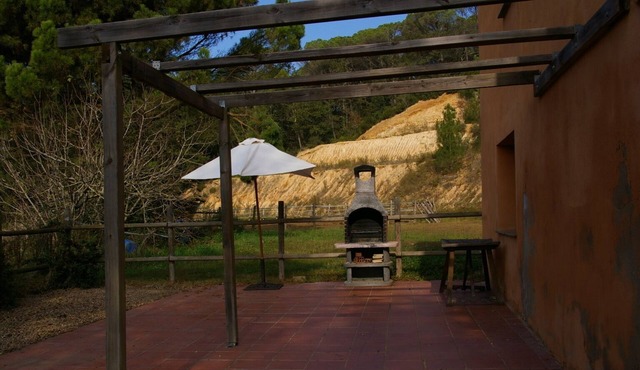 Espai Rural La Fàbrega, swimming pool, free wifi, barbecue, ideal families.