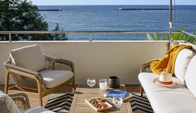 ESPÉRANCE – Villa with panoramic ocean views, walking distance to the beach and town center – 5 bedrooms & 4 bathrooms – Ciboure
