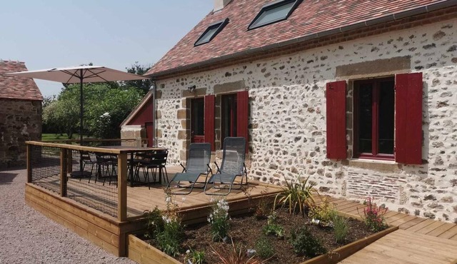 Espinasse Cottage: Bucolic Charm, Pets Welcome