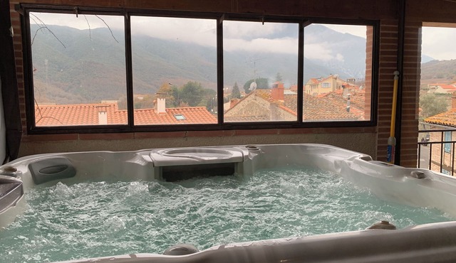 Espira de Conflent Character house with jacuzzi between sea and mountains