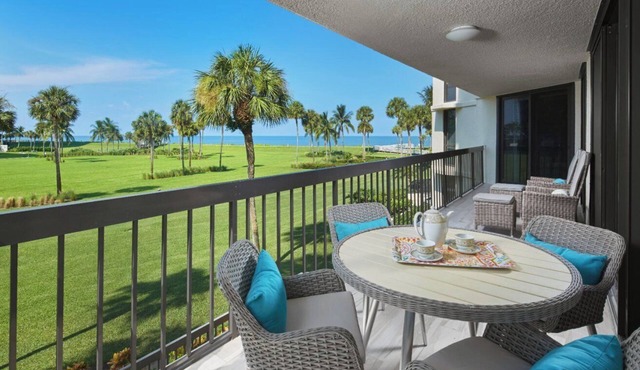 Esplanade Club at Park Shore