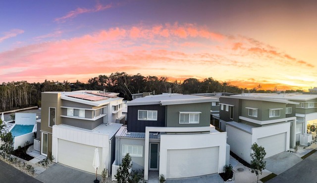 Essence Peregian - Kamala 3 Bedroom Luxury Home