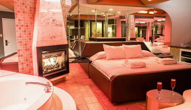 Essence Suites