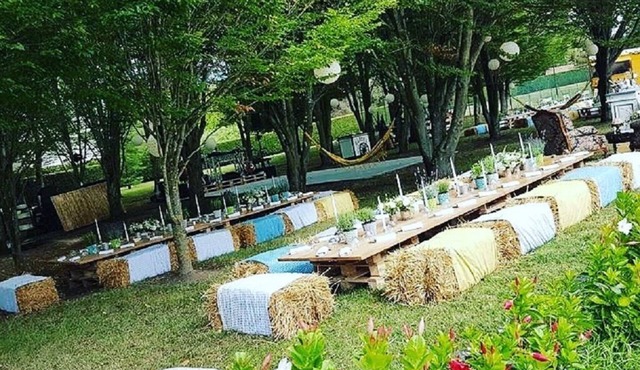 Estate 60 km west of Paris