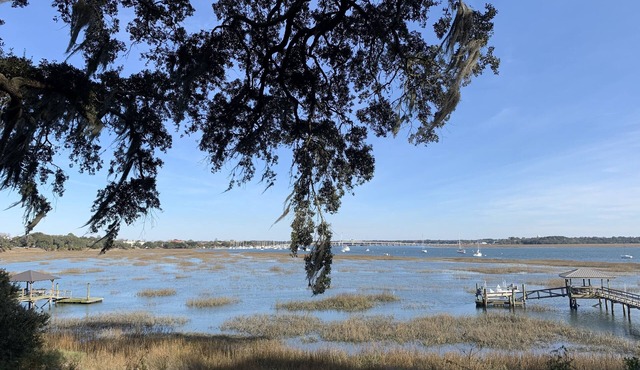 Estate lot! Waterfront! Views of the downtown! A vacationer’s dream home!