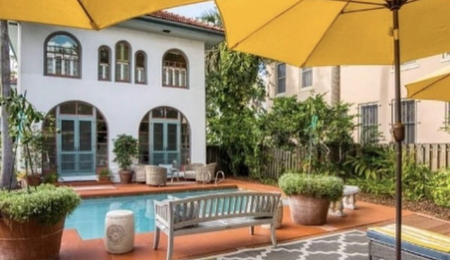 Estate of Valencia. Historic 9+BR’s in St. Augustine, 2 lux pools 3 kitchens