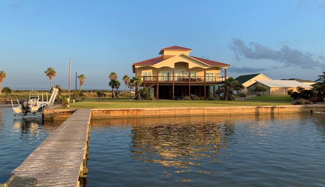 Estes Dream - Amazing Intracoastal View & Fishing!