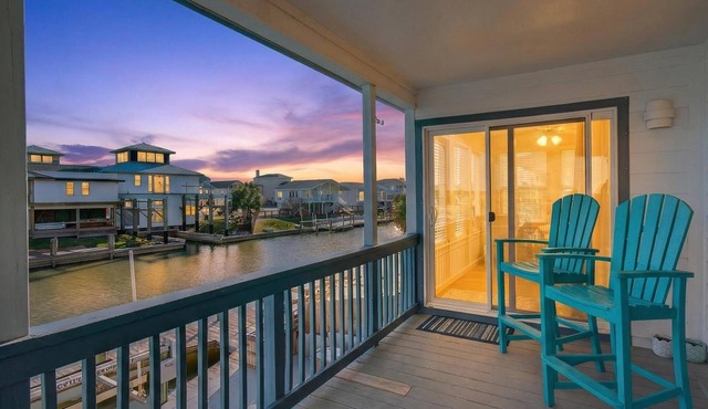 Estes Oasis 4 Bedroom Home by RedAwning