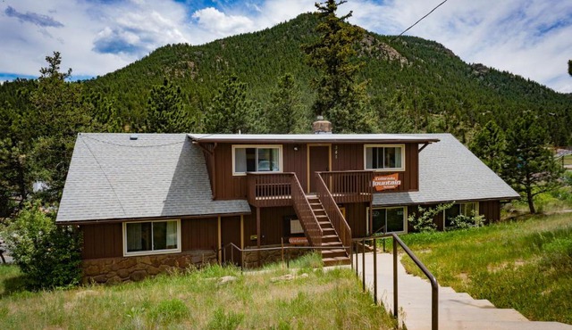 Estes Park Adventure Hostel