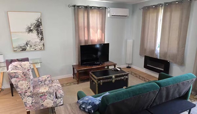 Esther's Loft/near Digby Ferry/UNB/Regional Hospital/Uptown-City Center