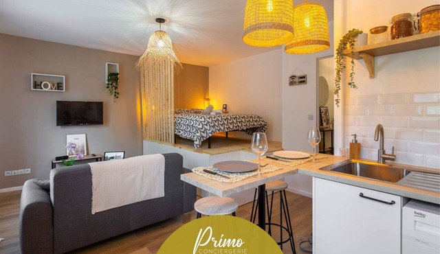 Estrade - Parking, Train Station, Quiet, Wifi