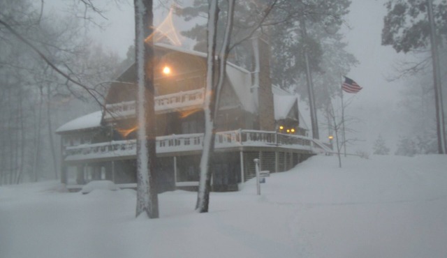 Estrold's Resort- Main Lodge