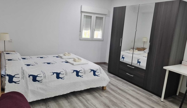 Estudio con Cocina y Servicios Independientes