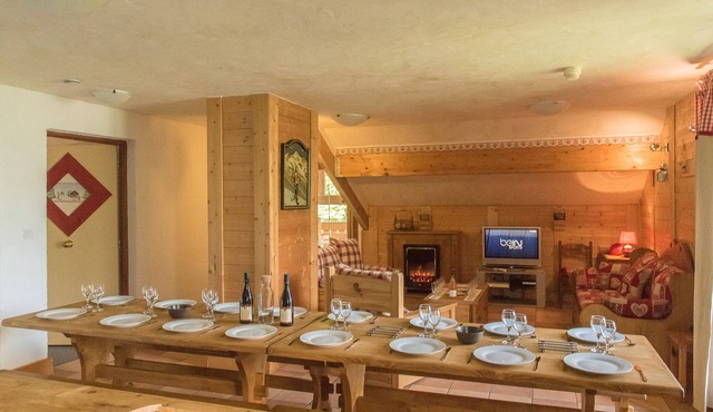 ETERLOU LES 2 ALPES 3600 : Apartment 162m² - 4 bedrooms 4 bathrooms/WC - 80m from the slopes