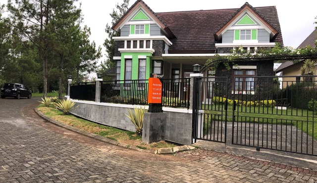 Eton Asia Villas- FA1-01A-Deluxe 5 Bedrooms with private pool