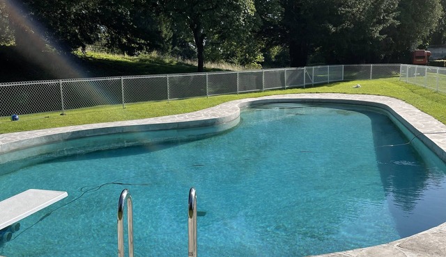 Etrun: cottage Abbey Etrun