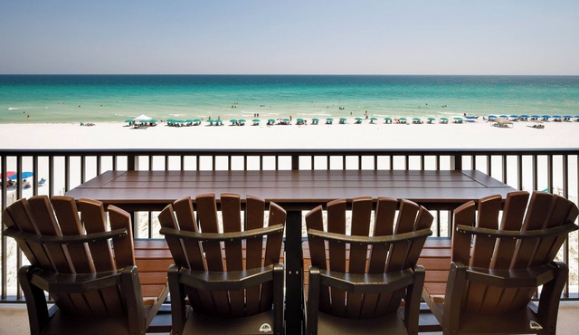 ETW 4003 The Happy Shore:Enjoy the Ultimate Location with Breathtaking Views!