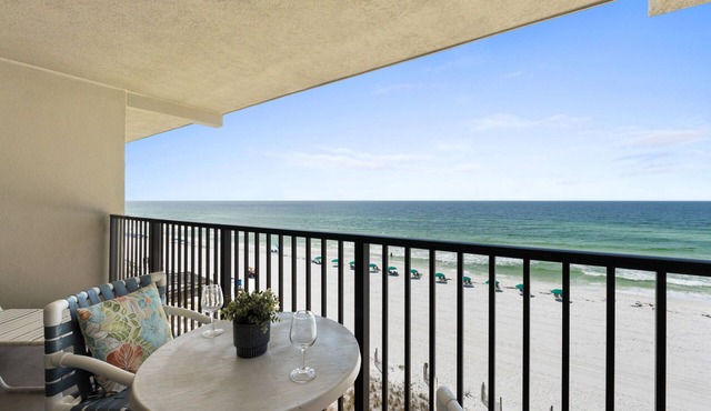 ETW 5004: Beachside Memories - Indulge in Beachfront Serenity Today!