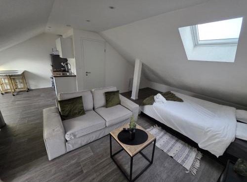 "Eucalyptus " Centre ville, stationnement gratuit et proche tram