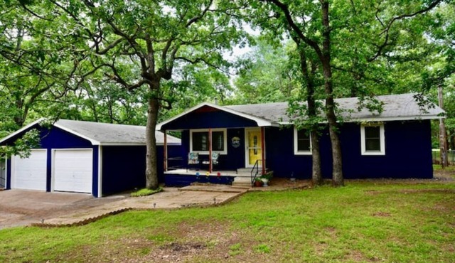 Eufaula Lake Life - Lake Front House