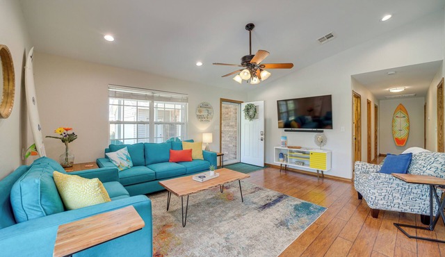Eufaula Oasis w/Screened Porch: Unwind in Style!