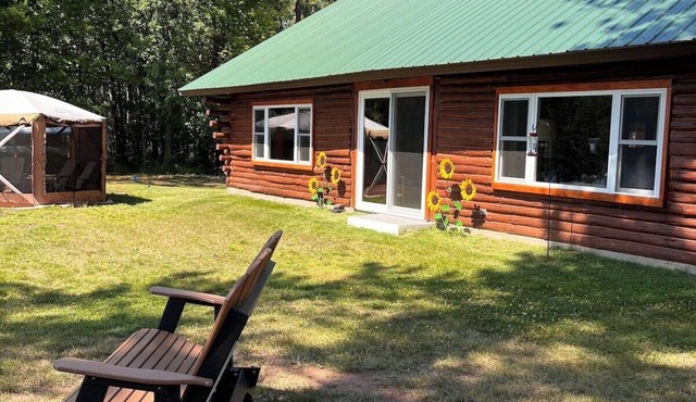 Eureka Lake Log Cabin Retreat