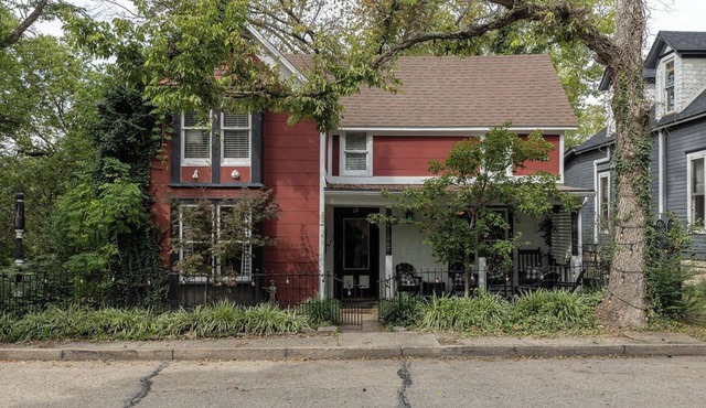 Eureka Springs 3 Bed - Teacup Cottage