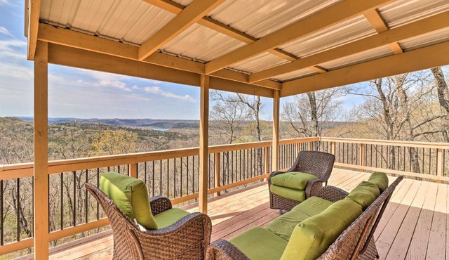 Eureka Springs Gem: 2 Decks, Mtn + Lake Views