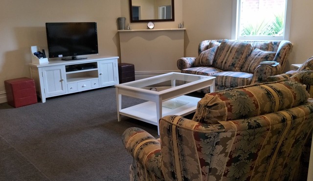 Eureka Views B&B Ballarat. 3 Bdr. 5 mins to CBD. Close to tourist attractions