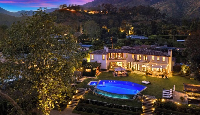 European Tuscan-style vacation home in a gated community