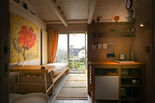 EUROVISION Im Thomasgarten nice private studio in residential area short term rent