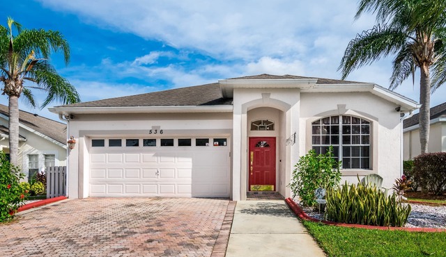 EV 536 - 4 Bed 2 Bath Home with Screened-In Pool