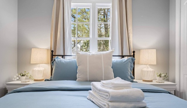 EV Charger|King Bed|Pets OK|Bond Lake