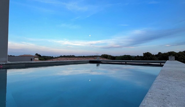 Évasion haut de gamme - Villa with spa & pool, sleeps 4