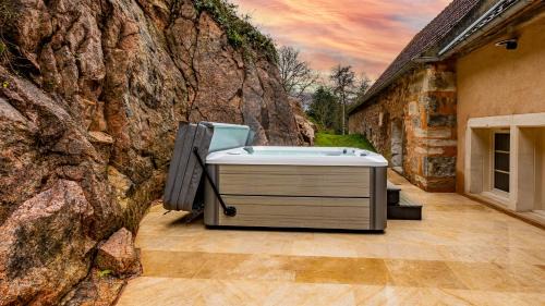 Evasion romantique de charme avec jacuzzi privatif à Semur-en-Auxois