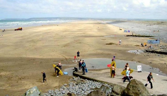 Eve's Corner, a comfy, modern & well equipped home