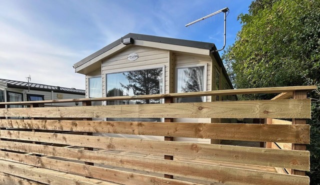 Everglade Superior Chalet