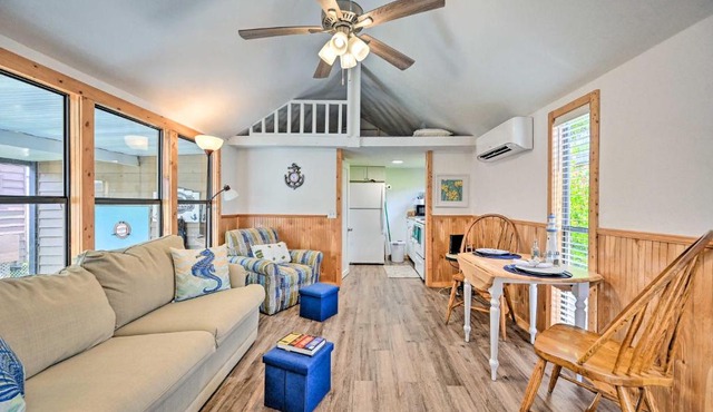 Everglades City Cabin Dock and Heated Pool!