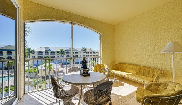 Everglades City Condo w/Porch: Steps to Water!