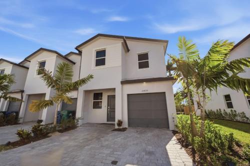 Everglades & Florida Keys Basecamp townhouse