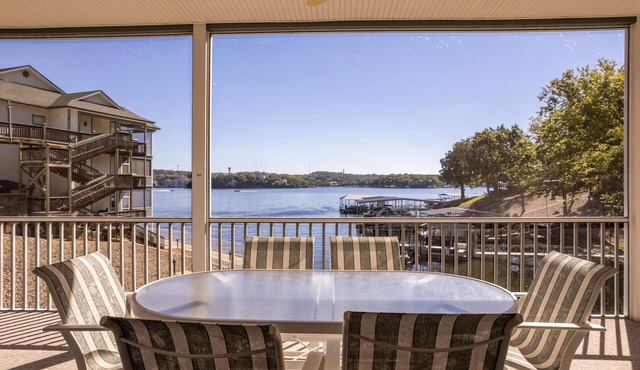 Evergreen 209 - Lower Level 3 Bdrm Lakefront Condo