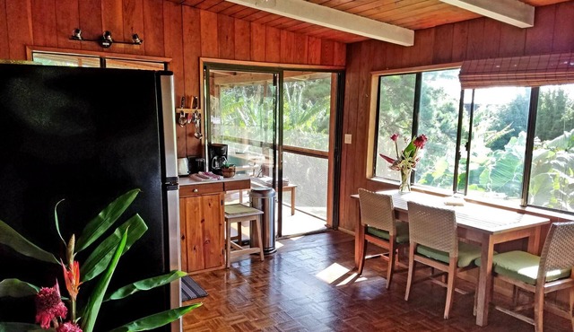 Evergreen Cottage @ Maui Adventure Villa