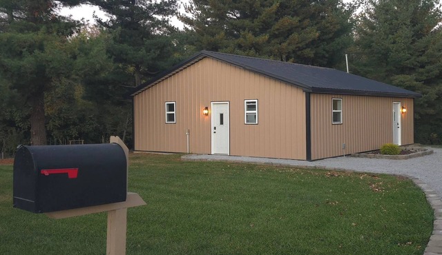 Evergreen Edge - 1 mile from town!