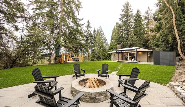 Evergreen Escape: Sauna, Cold Plunge & Hot TubnNear the beautiful Deception Pass