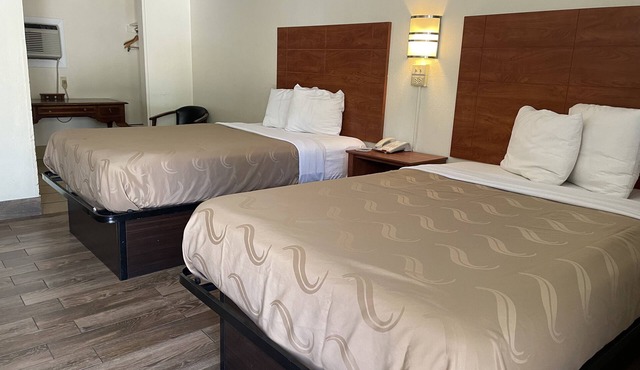 EverGreen Inn & RV