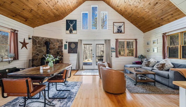 Evergreen Lake Cottage