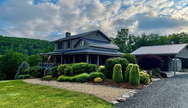 Evergreen, mountain cabin 3mi south of Blowing Rock, NC, views, creek, 56 acres.