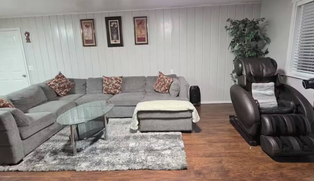 Evergreen ranch: Airport 5 min Seattle 20 min