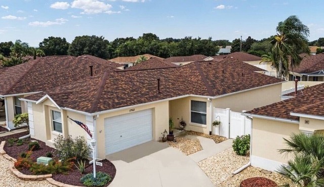 EVERGREEN VILLA II Newly updated 2 bedroom 2 bath courtyard villa