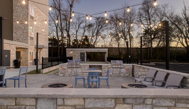 Everhome Suites Bowling Green